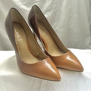 ALDO Caramel Tan Pointed Toe Heels Size 8 Classic Minimal Elegant